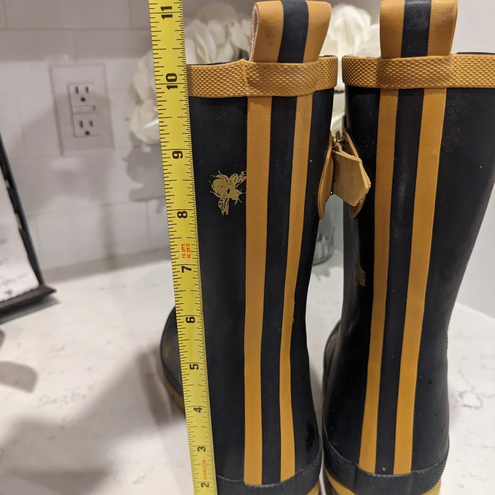Bumble Bee Welly Rain Boots